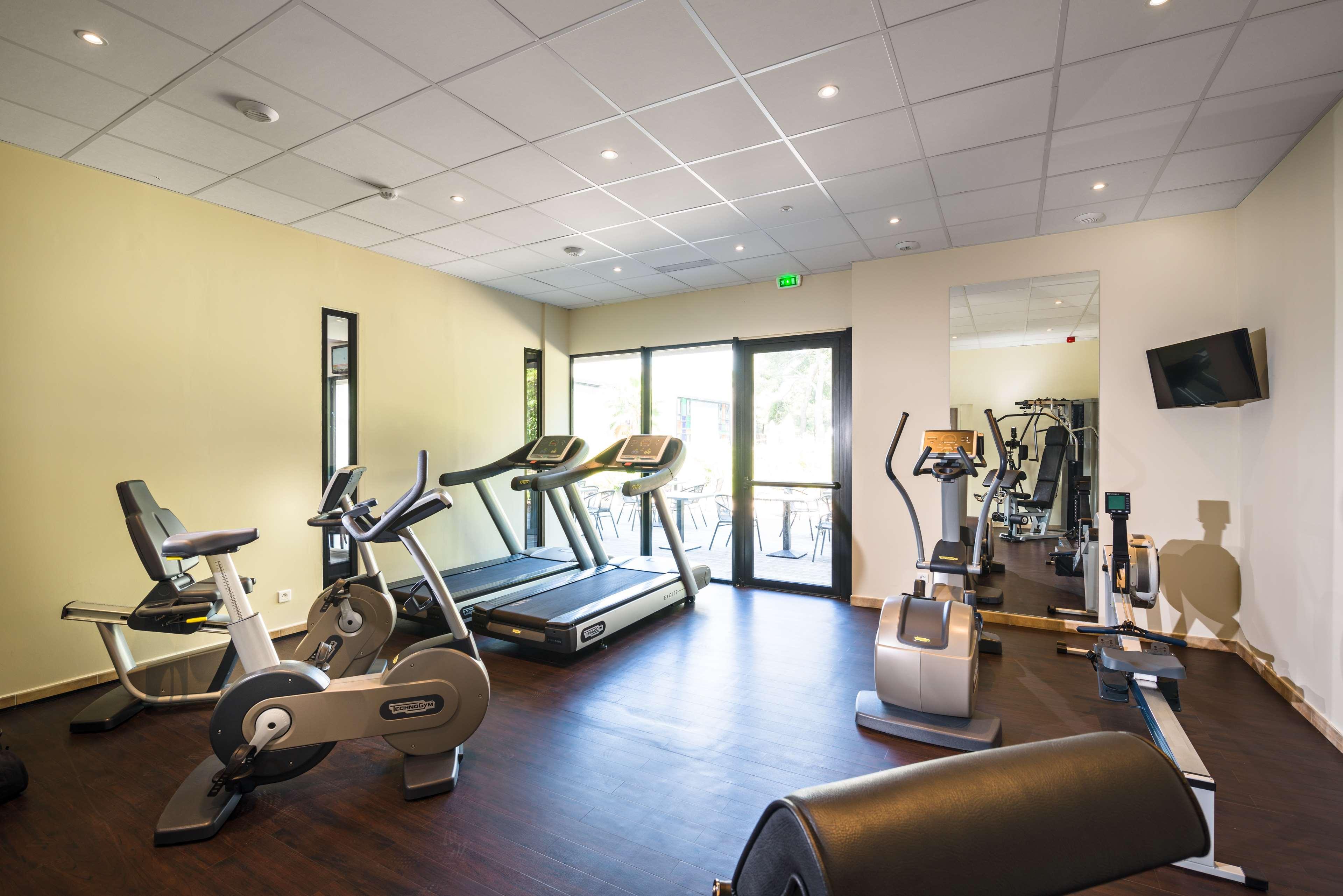 Holiday Inn - Marseille Airport By Ihg Витрол Екстериор снимка