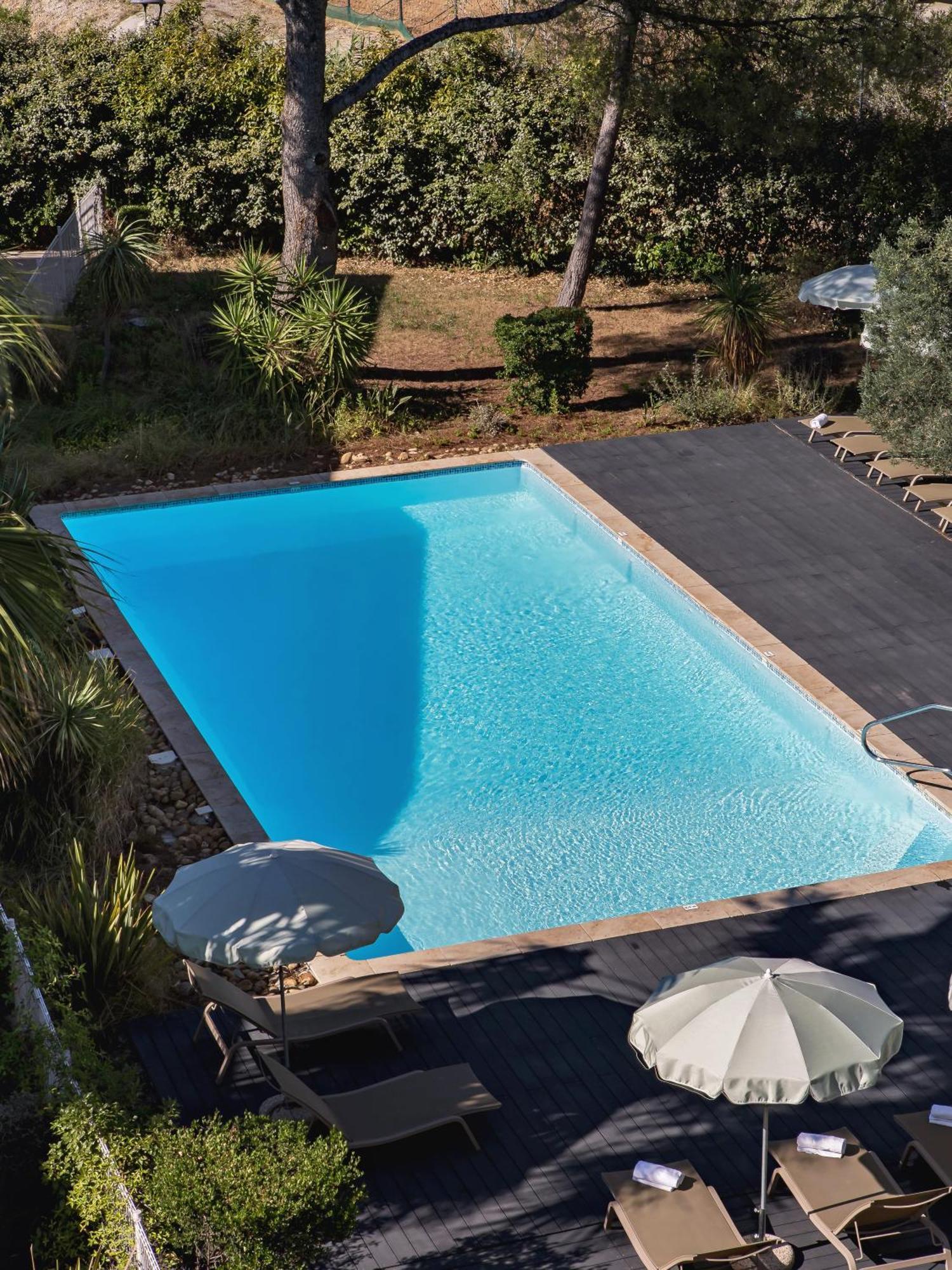 Holiday Inn - Marseille Airport By Ihg Витрол Екстериор снимка